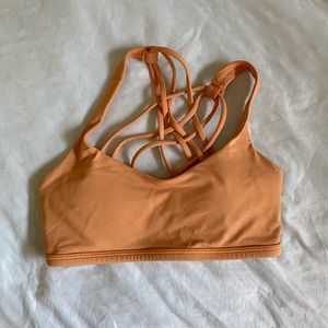 LULULEMON FREE TO BE SPORTS BRA